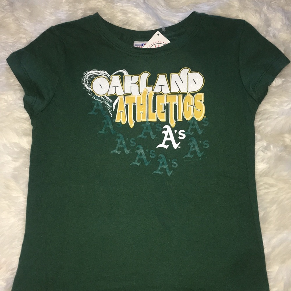 Oakland Athletic T-shirt